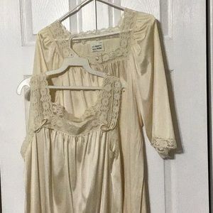Night Gown & Matching Robe medium
